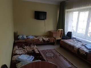 Отель Hotel Kezdesu Алматы Классический трехместный номер-4